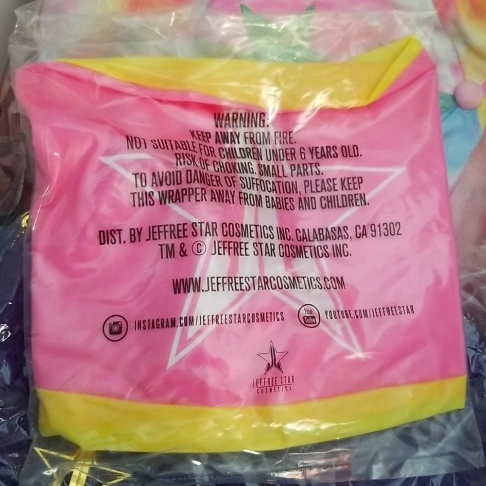 FREE W/ JSC PURCHASE Jeffree Star Beach Ball